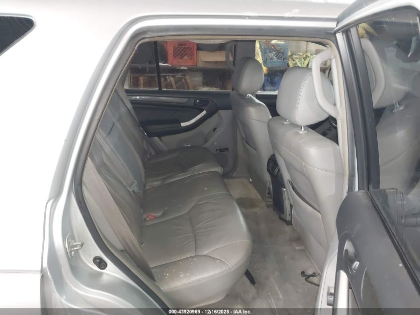 2003 Toyota 4Runner Limited V8 VIN: JTEBT17R538000751 Lot: 43920969