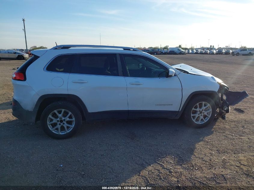 2017 Jeep Cherokee Latitude Fwd VIN: 1C4PJLCB2HW623753 Lot: 43920978