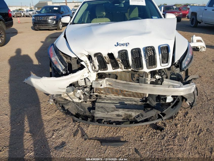 2017 Jeep Cherokee Latitude Fwd VIN: 1C4PJLCB2HW623753 Lot: 43920978