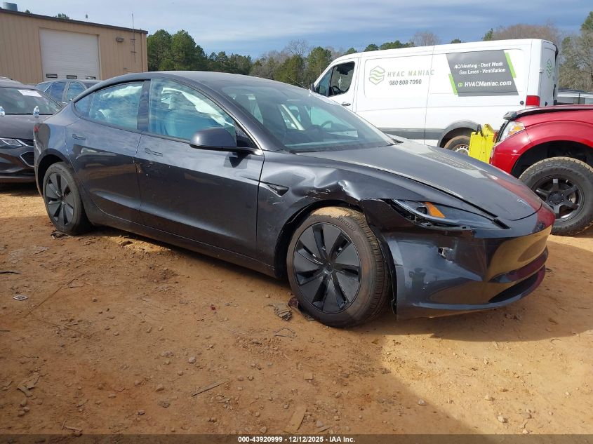TESLA MODEL 3 LONG RANGE REAR-WHEEL DRIVE/STANDARD REAR-WHEEL DRIVE
