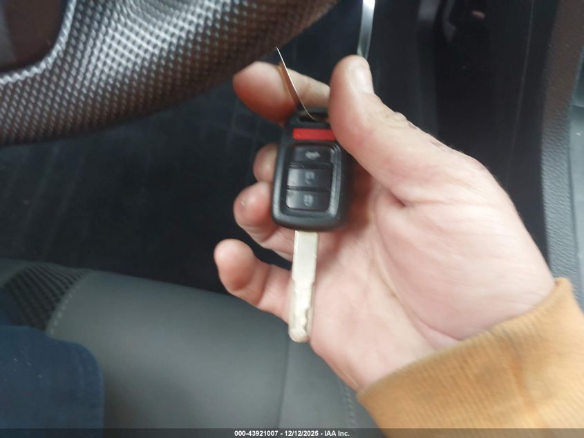 2019 Honda Civic Lx VIN: 19XFC2F60KE035883 Lot: 43921007