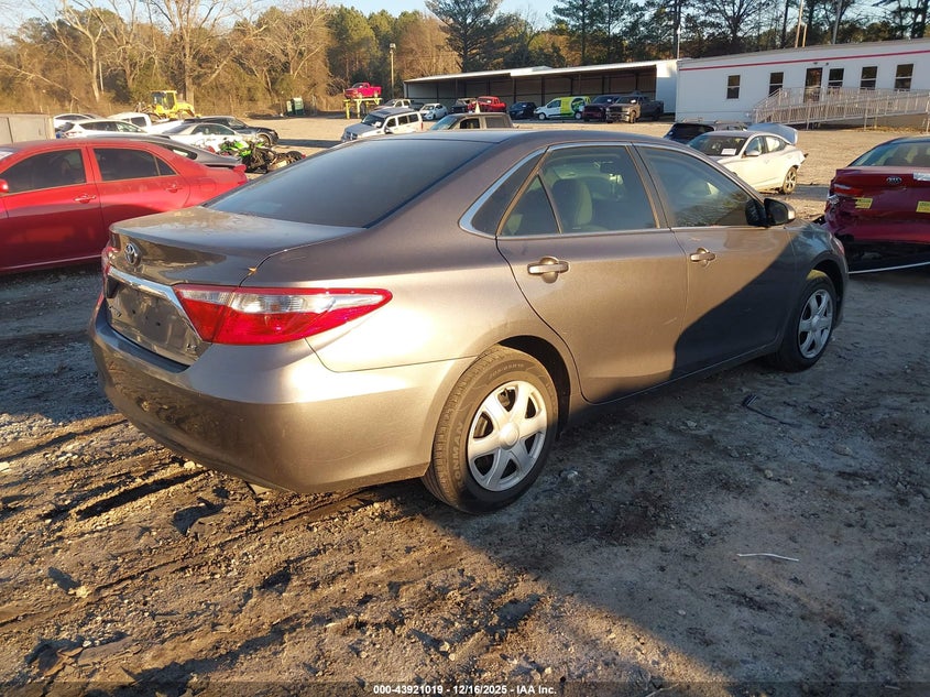 2016 Toyota Camry Le