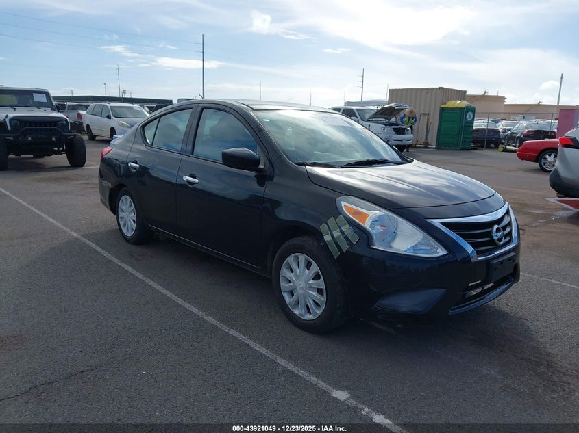 3N1CN7AP2JL838976 2018 Nissan Versa 1.6 Sv auction photo 1