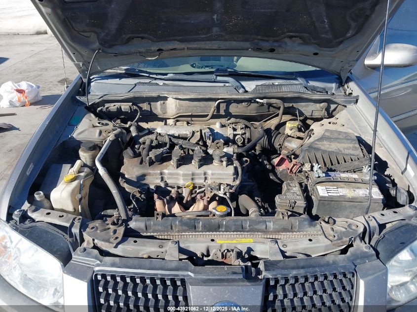 2005 Nissan Sentra 1.8S VIN: 3N1CB51D75L562495 Lot: 43921062