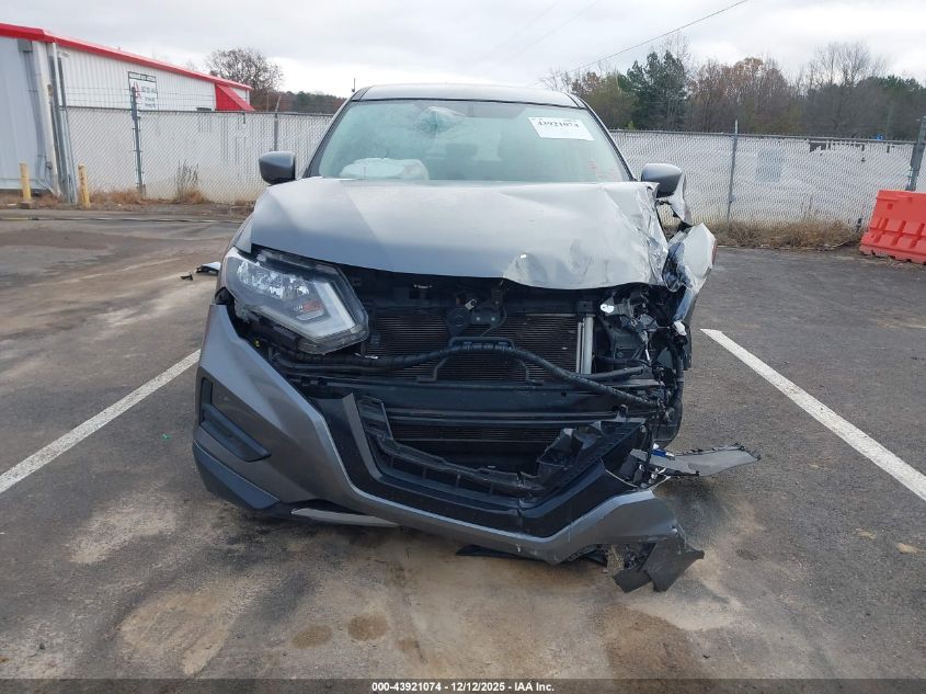 2017 Nissan Rogue S VIN: JN8AT2MT3HW384364 Lot: 43921074
