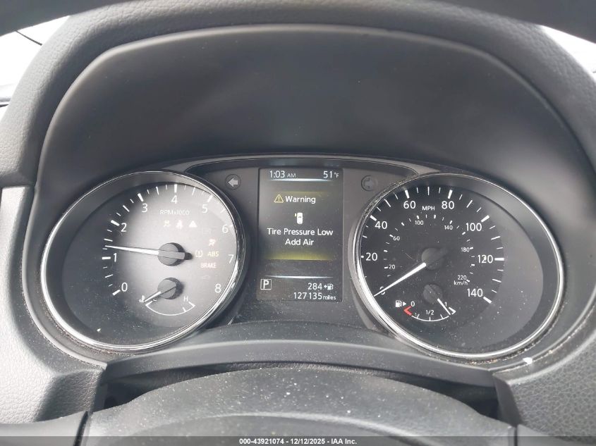 2017 Nissan Rogue S VIN: JN8AT2MT3HW384364 Lot: 43921074