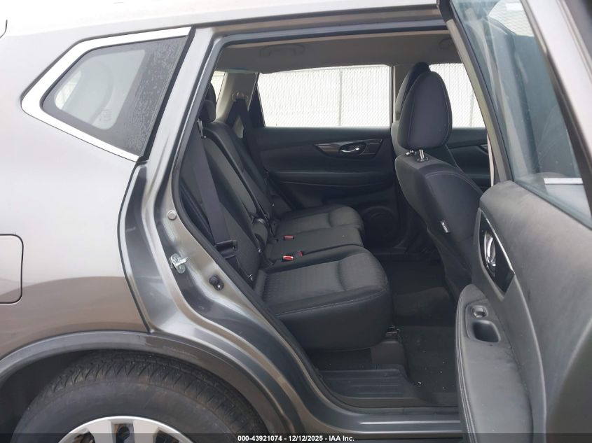 2017 Nissan Rogue S VIN: JN8AT2MT3HW384364 Lot: 43921074