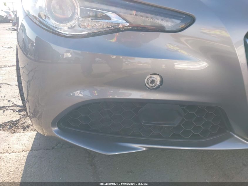 2018 Alfa Romeo Giulia Rwd VIN: ZARFAEBN0J7565375 Lot: 43921076