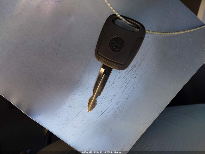 2008 Ford Focus S VIN: 1FAHP34N08W170699 Lot: 43921215