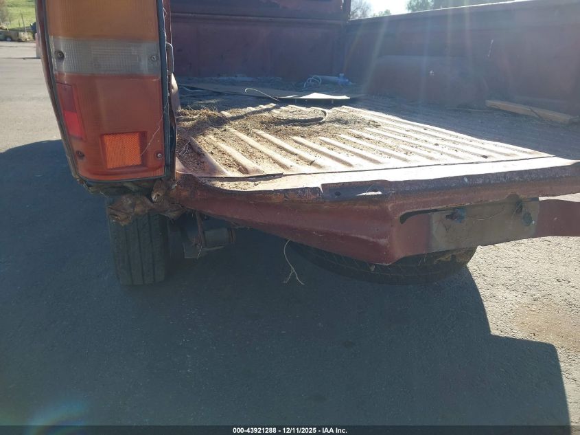 1984 Toyota Pickup 3/4 Ton Long Bed Rn55 VIN: JT4RN55E6E0065579 Lot: 43921288