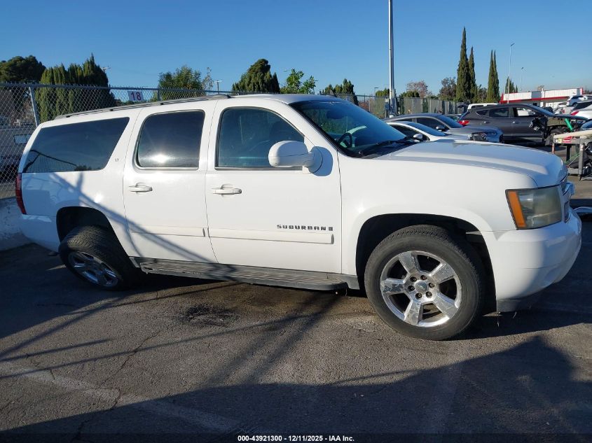 2008 Chevrolet Suburban 1500 Lt VIN: 3GNFC16018G158215 Lot: 43921300