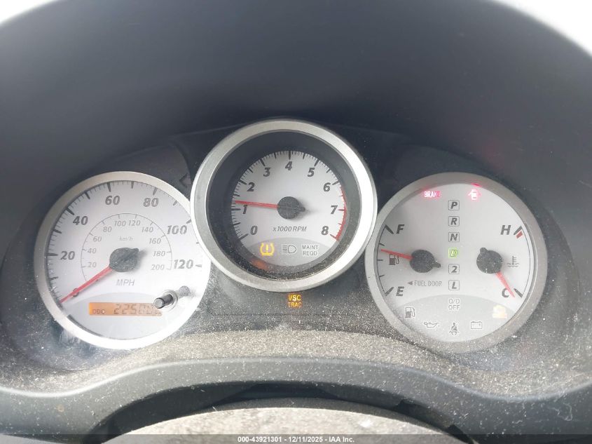 2004 Toyota Rav4 VIN: JTEHD20V646008911 Lot: 43921301