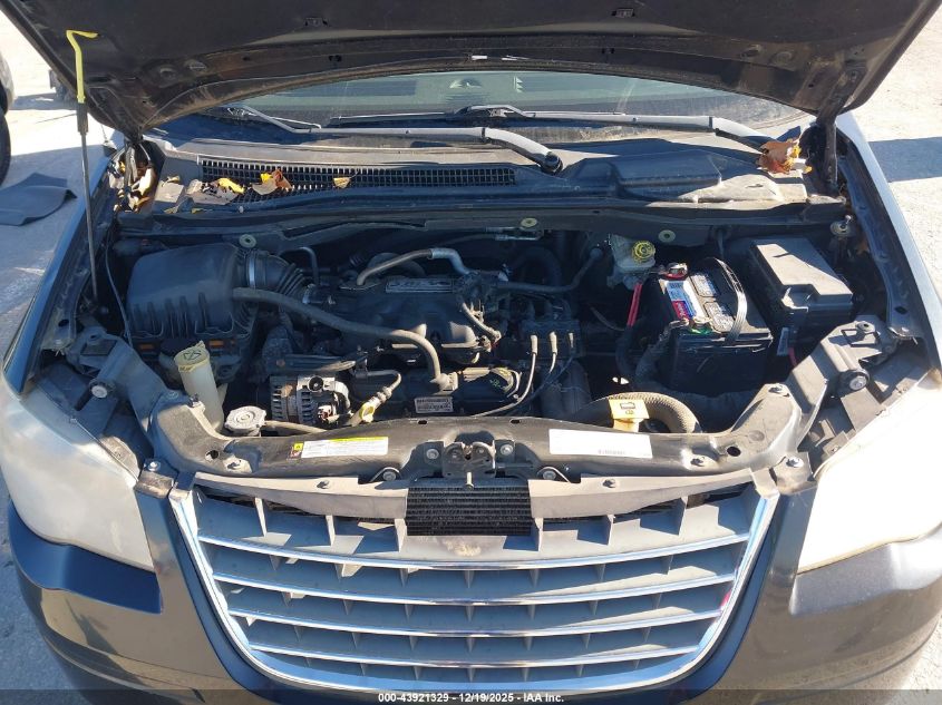 2008 Chrysler Town & Country Touring VIN: 2A8HR54P78R796933 Lot: 43921329