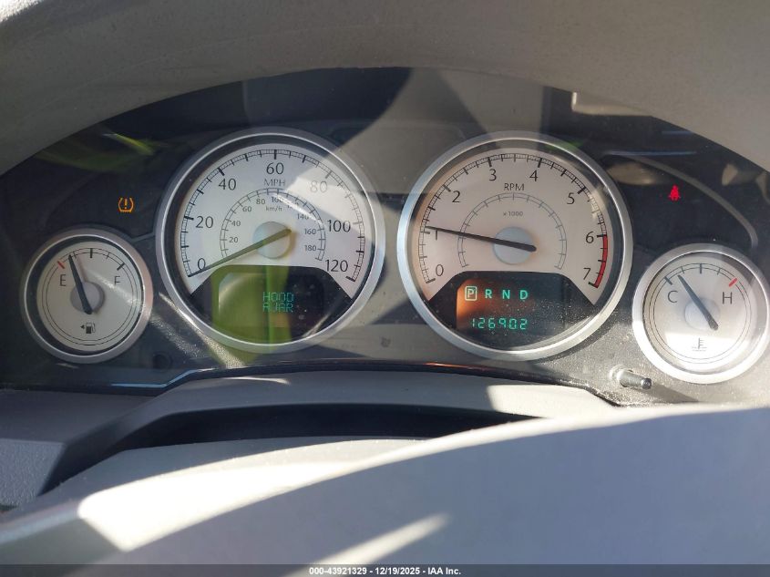 2008 Chrysler Town & Country Touring VIN: 2A8HR54P78R796933 Lot: 43921329