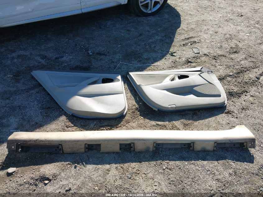 2011 Toyota Camry Le VIN: 4T1BF3EK5BU734594 Lot: 43921339