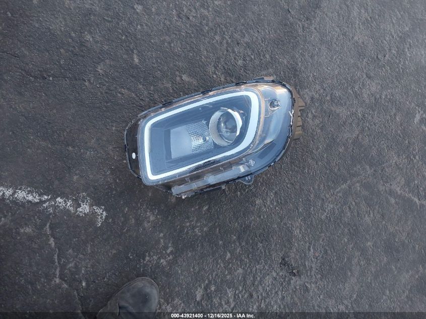 2024 Hyundai Venue Sel VIN: KMHRC8A38RU292200 Lot: 43921400