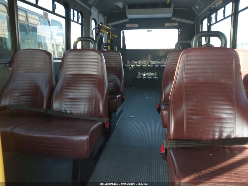 2018 Ford E-450 Cutaway VIN: 1FDFE4FS1JDC18613 Lot: 43921442