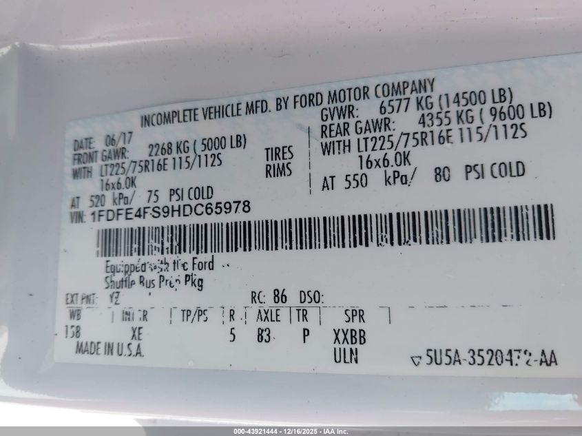 2017 Ford E-450 Cutaway VIN: 1FDFE4FS9HDC65978 Lot: 43921444