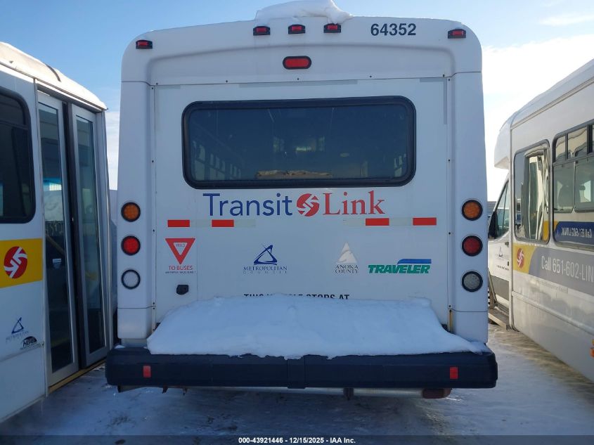 2017 Ford E-450 Cutaway VIN: 1FDFE4FS3HDC78810 Lot: 43921446