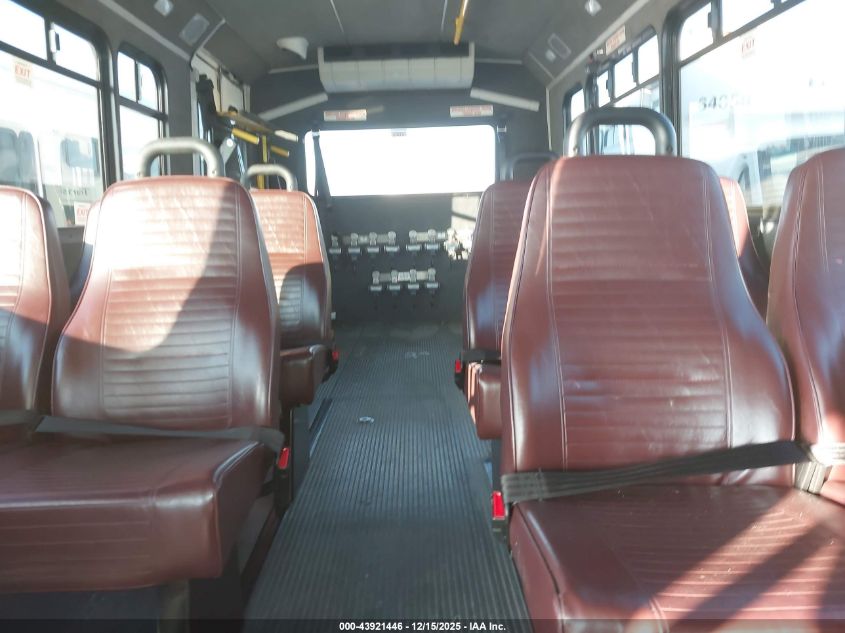 2017 Ford E-450 Cutaway VIN: 1FDFE4FS3HDC78810 Lot: 43921446