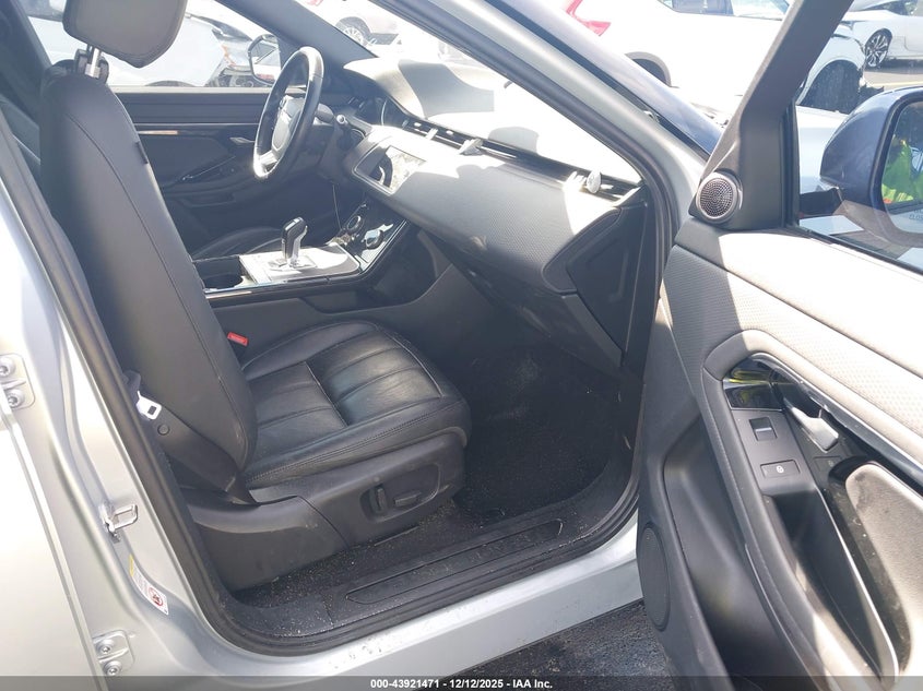 2020 LAND ROVER RANGE ROVER EVOQUE auction photo 5