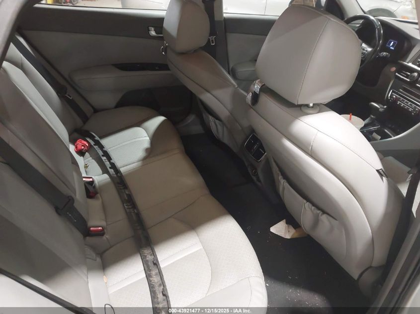 2016 Kia Optima Ex VIN: 5XXGU4L38GG080897 Lot: 43921477