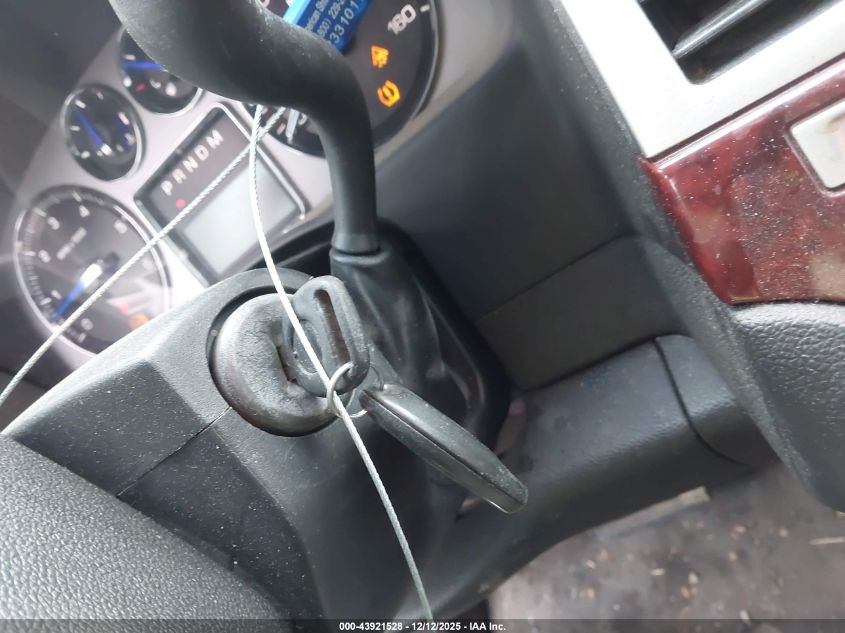 2007 Cadillac Escalade Standard VIN: 1GYFK63857R295492 Lot: 43921528