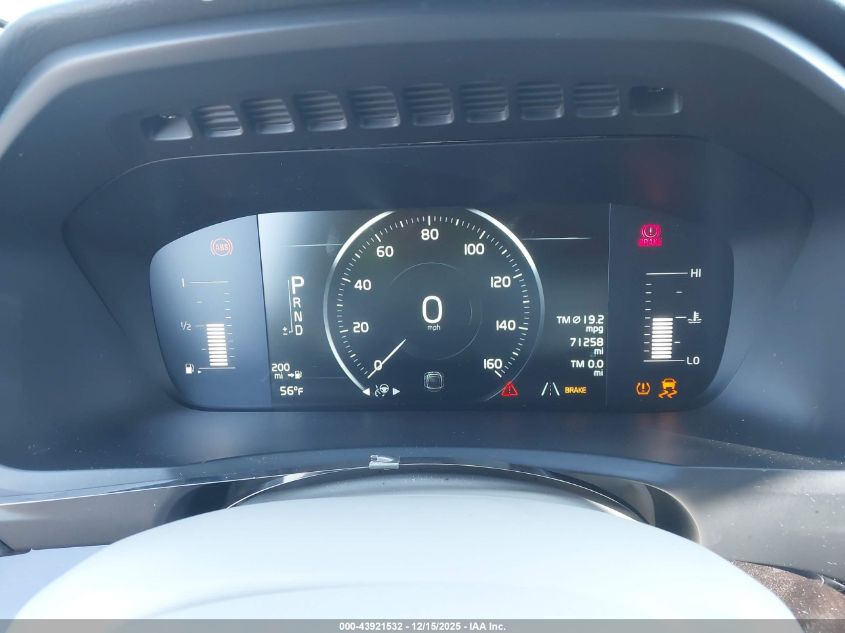 2019 Volvo Xc90 T5 Momentum VIN: YV4102CK9K1447658 Lot: 43921532