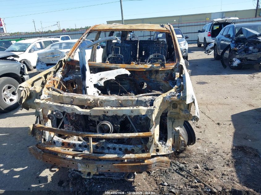 2025 GMC Yukon Xl 4Wd At4 Ultimate VIN: 1GKS2WRL5SR172126 Lot: 43921536