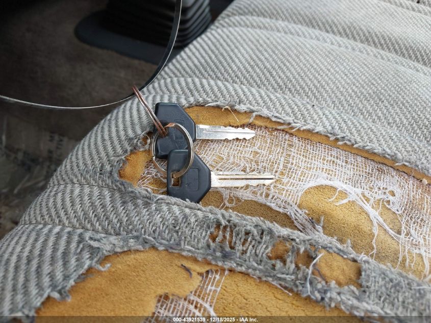 1993 Dodge Dakota VIN: 1B7FL26X8PS247671 Lot: 43921539