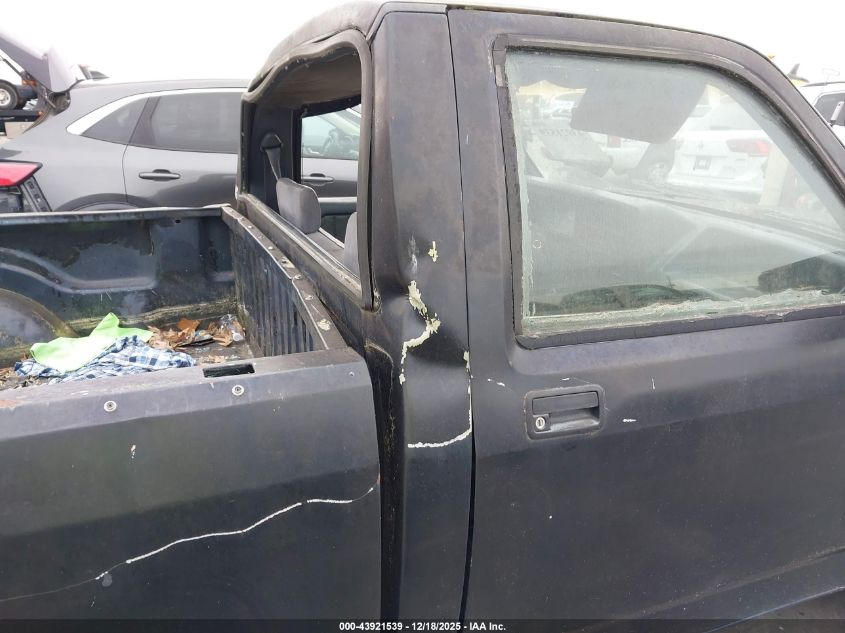 1993 Dodge Dakota VIN: 1B7FL26X8PS247671 Lot: 43921539