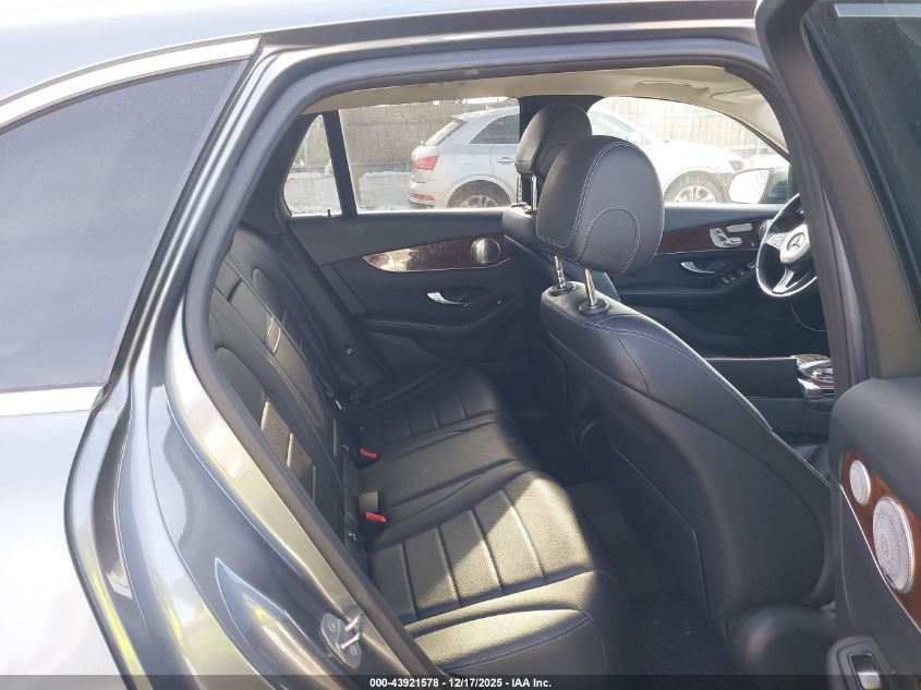 2016 Mercedes-Benz Glc 300 4Matic VIN: WDC0G4KB8GF111558 Lot: 43921578