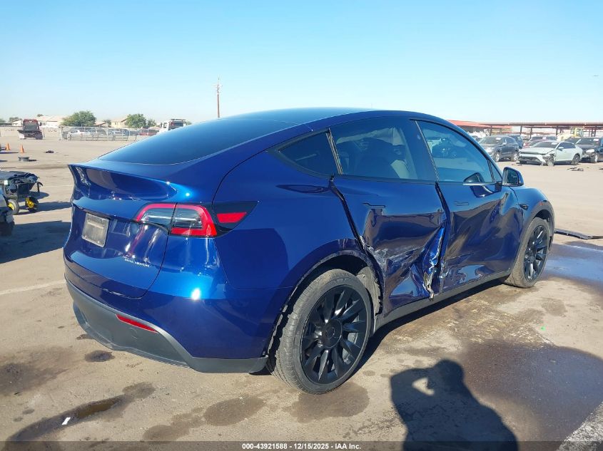 2023 Tesla Model Y Awd/Long Range Dual Motor All-Wheel Drive VIN: 7SAYGDEE8PF879286 Lot: 43921588