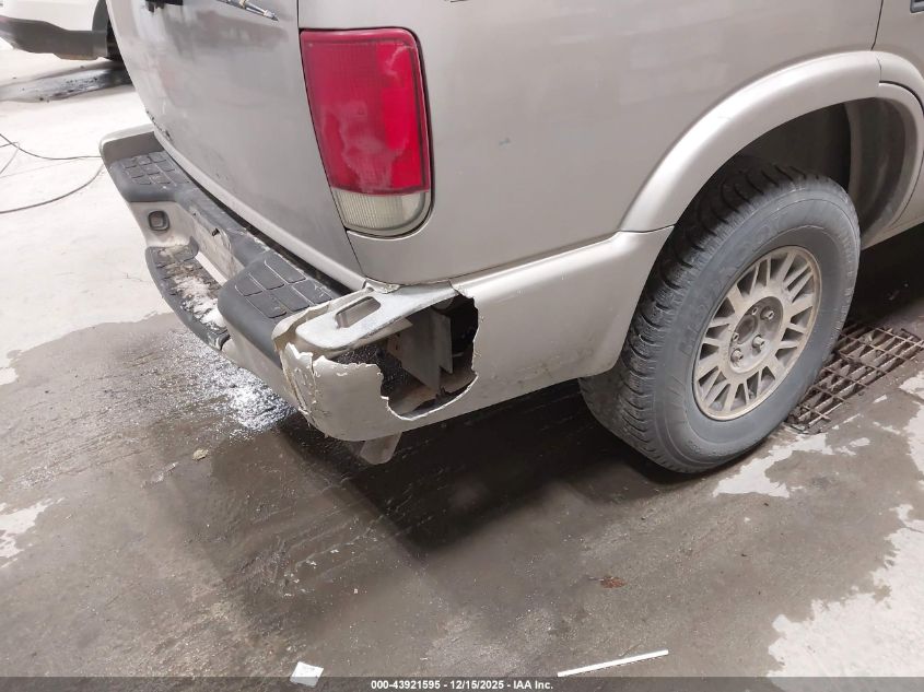 2004 Chevrolet Blazer Ls VIN: 1GNDT13X24K130662 Lot: 43921595