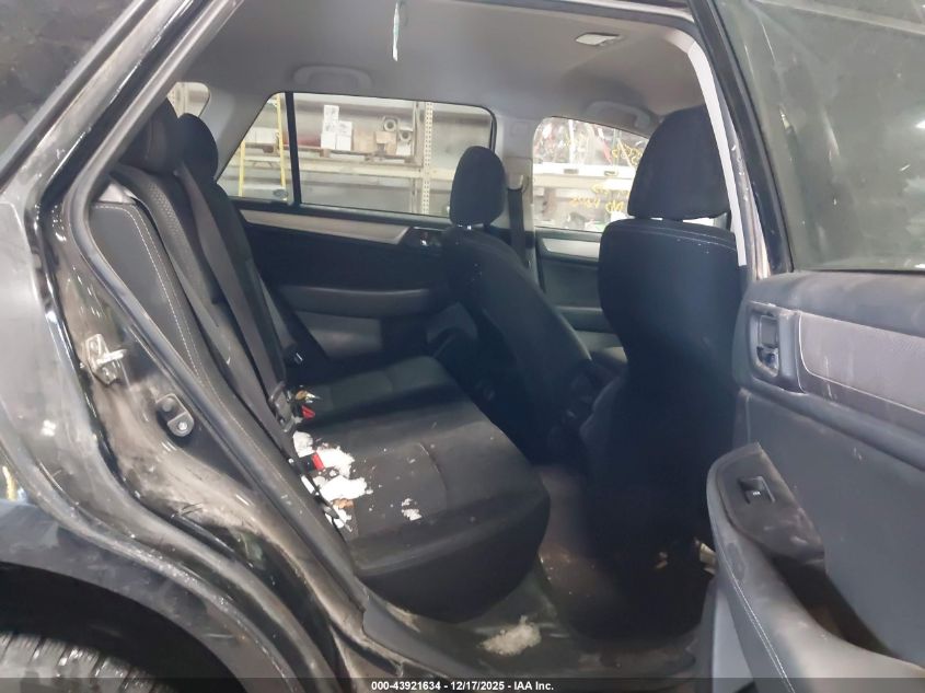 2018 Subaru Outback 2.5I Premium VIN: 4S4BSAFC7J3226722 Lot: 43921634