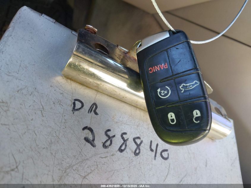 2013 Chrysler 300 Motown VIN: 2C3CCAAG9DH530074 Lot: 43921659