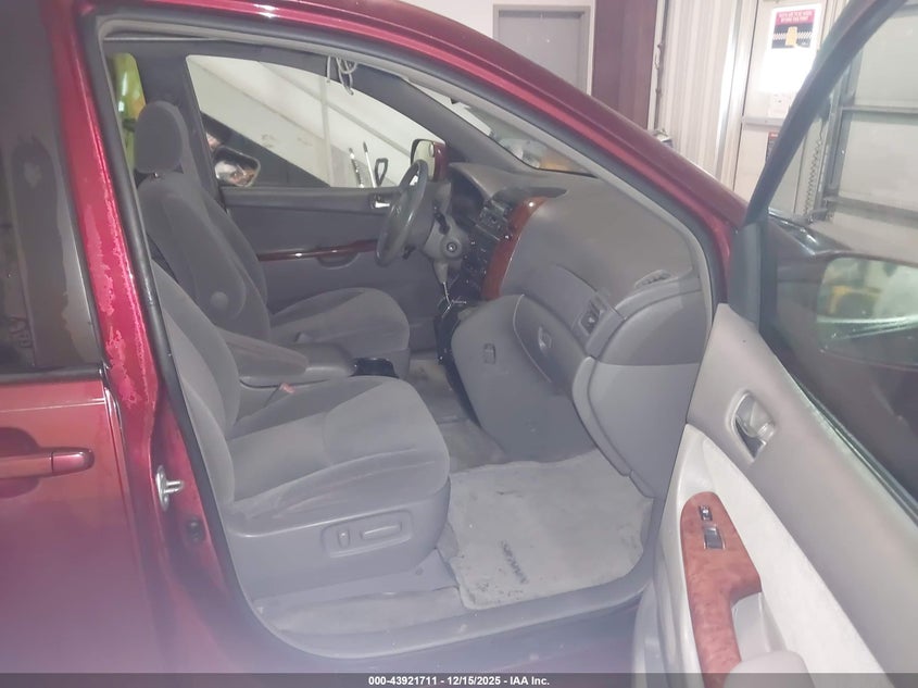 5TDZA22C65S227799 2005 TOYOTA SIENNA photo no. 5