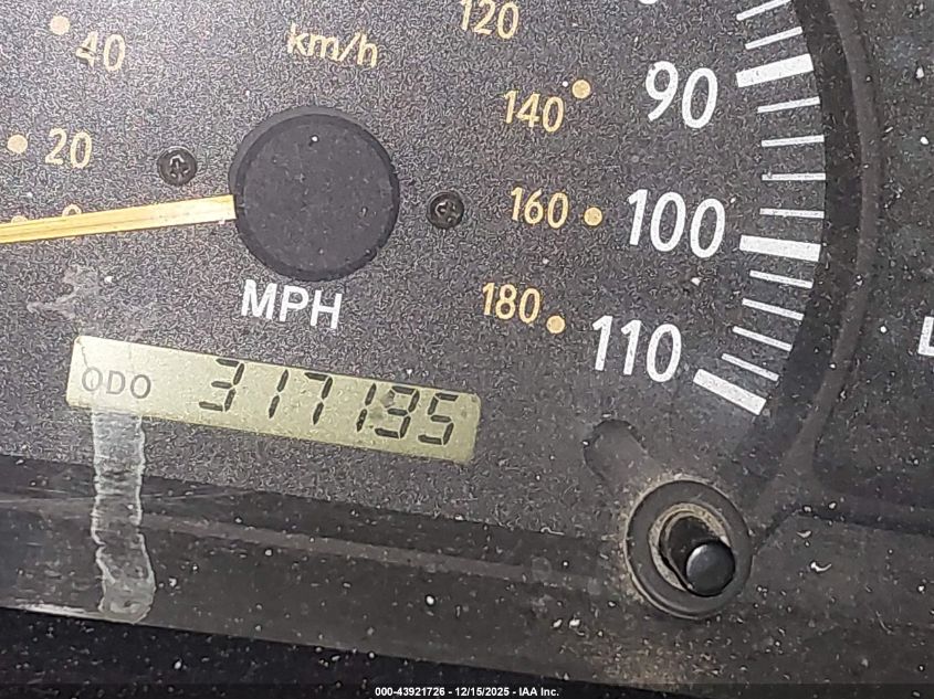 2004 Toyota Tundra Sr5 V8 VIN: 5TBDT44124S435956 Lot: 43921726