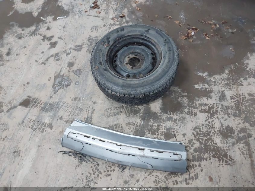 2004 Toyota Tundra Sr5 V8 VIN: 5TBDT44124S435956 Lot: 43921726