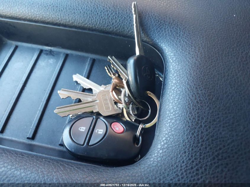 2014 Toyota Tundra Sr5 5.7L V8 VIN: 5TFUY5F13EX323139 Lot: 43921753