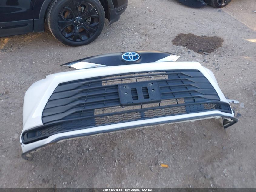 2022 Toyota Sienna Le VIN: 5TDKRKEC8NS112840 Lot: 43921813