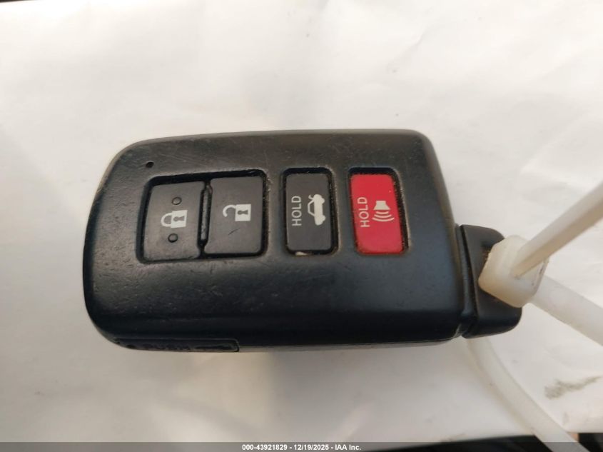 2012 Toyota Camry Hybrid Le VIN: 4T1BD1FKXCU033768 Lot: 43921829