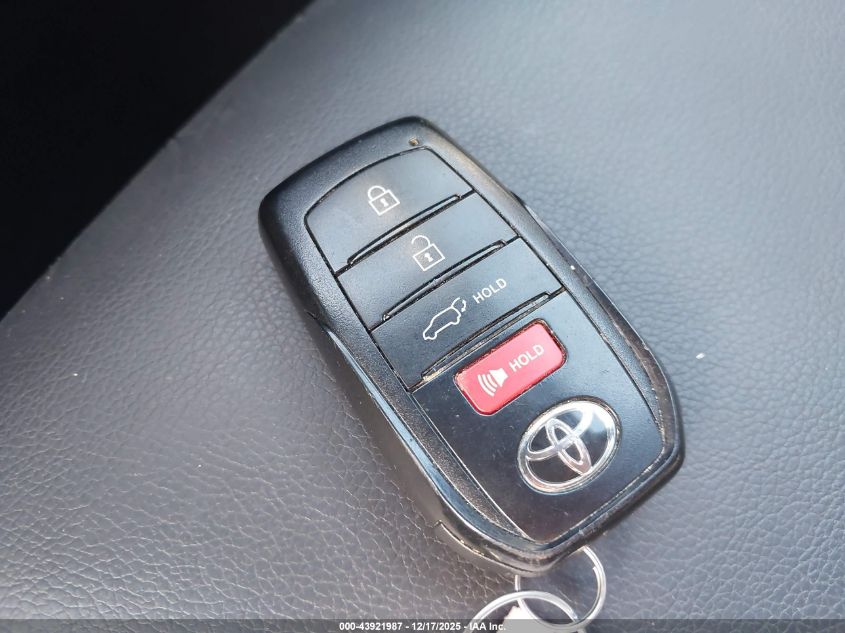 2023 Toyota Corolla Cross Hybrid Xse VIN: 7MUFBABG1PV003216 Lot: 43921987