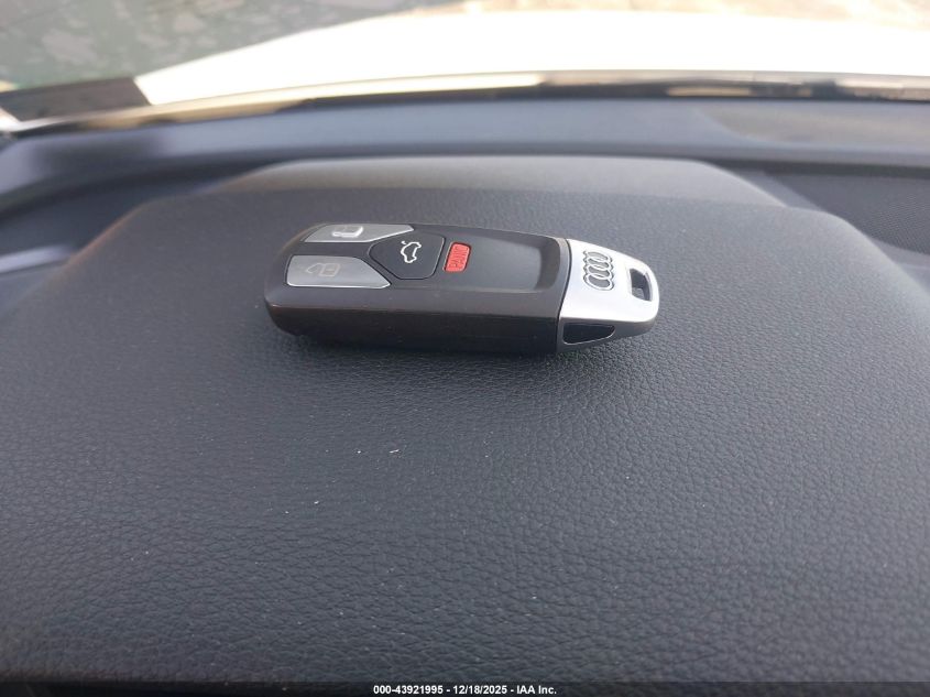 2018 Audi Q5 2.0T Premium/2.0T Tech Premium VIN: WA1BNAFY1J2211690 Lot: 43921995