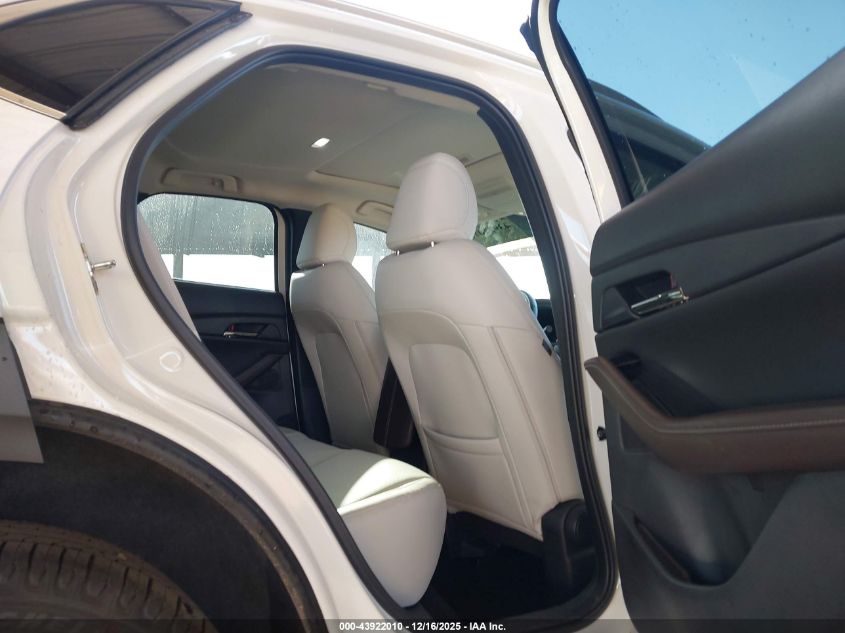 2022 Mazda Cx-30 2.5 Turbo Premium Plus VIN: 3MVDMBEY5NM442128 Lot: 43922010