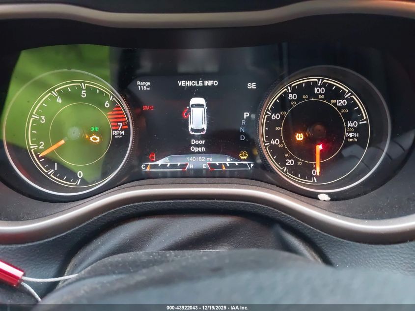 2017 Jeep Cherokee High Altitude 4X4 VIN: 1C4PJMDB1HW612294 Lot: 43922043