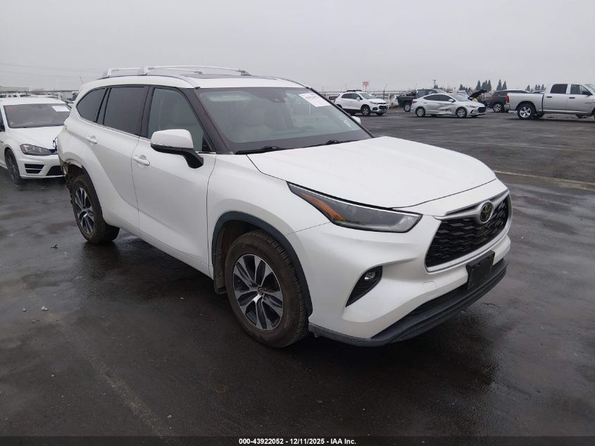 TOYOTA HIGHLANDER XLE