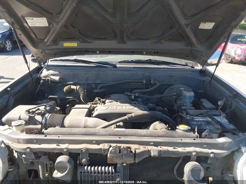 2005 Toyota Tundra Sr5 V8 VIN: 5TBET341X5S473077 Lot: 43922117