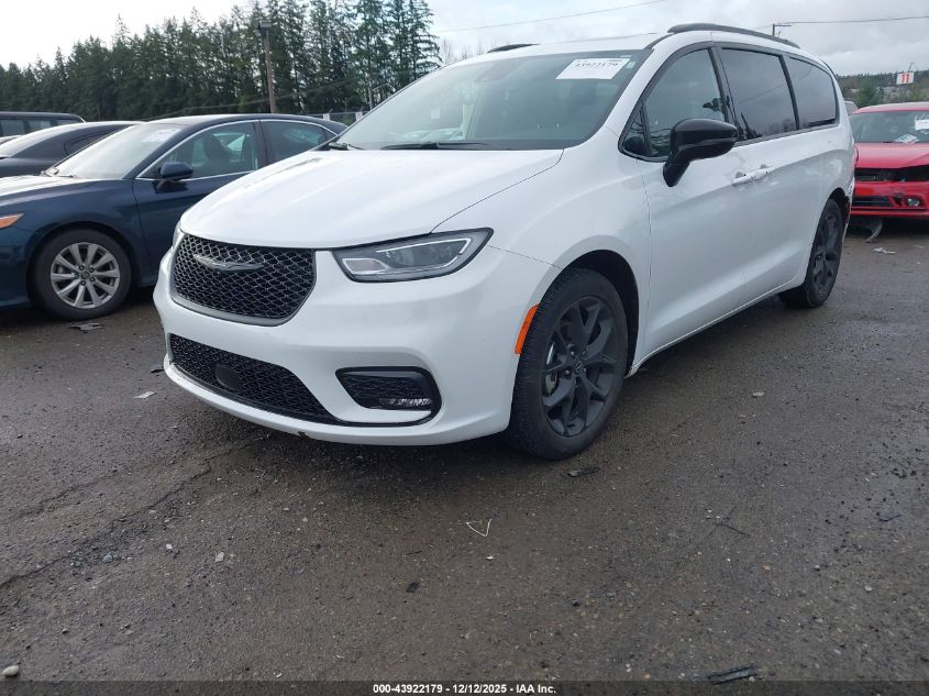 2025 Chrysler Pacifica - 2C4RC1GG0SR548502