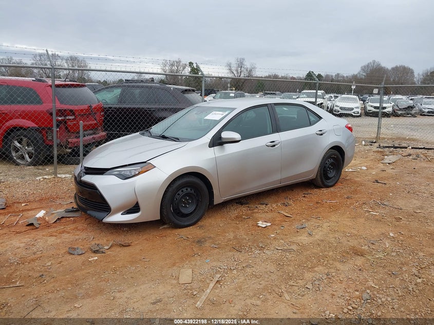 5YFBURHE3KP943669 2019 TOYOTA COROLLA photo no. 2